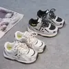 Nuevos zapatos deportivos de moda para niños, zapatillas de correr para niños medianos y grandes, retro de otoño, zapatillas versátiles para niños, zapatos casuales para niñas