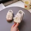 Primeros zapatos para caminar de bebé niña con lazo, zapatillas cerradas para niños pequeños de 0 a 2 años, nuevos zapatos de malla estilo princesa de primavera para niñas pequeñas