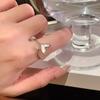 Anillo de Flor de Color Dopamina para Mujer Nuevo Lindo Pequeño Fresco Anillo de Dedo Índice Lujo Ligero Exquisito Nicho Anillo de Alta Gama