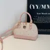 Bolso Kitty Hello Kitty para Mujer, Bolso con Forma de Concha, Nuevo Bolso de Hombro Lindo de Nicho con Diseño en Relieve, Bolso Cruzado