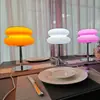 Lámpara Vintage Bauhaus Nórdica Transfronteriza Moderna Creativa para Dormitorio, Mesa de Noche, Sencilla, Decorativa para el Hogar, Luz Nocturna, Fabricante