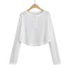 Camiseta de Manga Larga Estilo Americano Color Albaricoque Seda de Hielo Fina para Mujer Verano 2024 Nuevo Diseño Blusa Protectora Solar Top Ajustado