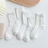 Meias Brancas para Mulheres Todas as Estações Algodão Primavera e Outono Meio da Panturrilha Estilo Japonês Estilo Fofo Jk Meias Bolha Borda Enrolada Meias de Menina