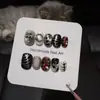 Espinhos Vermelhos PretosEstilo Punk SombrioEspinhos PrateadosCruz de Metal Pintada à MãoPedra de StrassUnhas Usáveis de Menina Doce Legal Picante