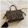 Bolsa Grande com Estampa de Leopardo da Moda para Mulheres 2026 Nova Bolsa de Ombro Estilosa Bolsa Tote Simples para o Dia a Dia