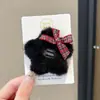 Lindo pasador lateral de peluche para niños, pinza para el cabello versátil y elegante para niñas, dulce y para uso diario accesorio para el cabello de estrella de cinco puntas BB