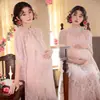 Tema Estúdio Fotográfico Novo Retrô Novo Estilo Chinês Vestido Amassado com uma Vibe Descolada para Sessão de Fotos da Barriga de Grávidas