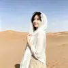 Chal de encaje estilo étnico para mujer, nuevo pañuelo grande de seda fino de verano 2026, pañuelo para la cabeza de alta gama para viajes al desierto