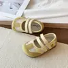 Sapatos Mary Jane da Moda para Bebês 2026 Estilo Novo Primavera e Outono Sapatos Rasos Respiráveis de Malha para Meninas Sola Macia Antiderrapante Sapatos de Couro