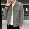 Jaqueta de veludo cotelê 2026 para homens, novo estilo de roupa de trabalho primavera/outono com lapela moderna, peça de outer wear estilosa e sofisticada