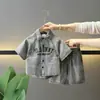X193 Roupas de Verão Infantis, Conjunto de Camisa Jeans Manga Curta para Meninos, Novo Estilo Roupas de Rua Estilo Coreano para Bebês Meninos