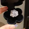 Anel Borboleta Zircônia Pérola Estilo Francês Ultra Brilhante Levemente Luxuoso, Anel para Dedo Indicador de Luxo Leve de Alta Qualidade, Joia Versátil Exquisita da Moda