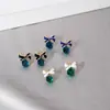 E175 Yiwu Venta Directa de Fábrica Pendientes de Cristal Cubo Lazo Venta al por Mayor Envío Gratis Aleación de Acero