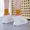 Tênis de Cano Alto Patchwork Tricotado Tendência Nova Primavera e Outono 2026 com Superfície de Couro, Impermeável, Sola Grossa, Sapatos Casuais Brancos Versáteis