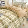 Ropa de Cama de Tres Piezas 100% Algodón para Dormitorio de Estudiantes Sábana de Algodón Puro Funda Nórdica Funda Nórdica Individual de Algodón Faldón de Cama Estilo Nuevo