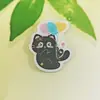 Broche Acrílico Gatinho Luo Xiaohei Transfronteiriço Gato Preto Fofo Pingente para Mochila Escolar Broche Decorativo Broche Pequeno