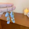 Pendientes de Gancho Azules con Gradiente de Pétalos de Concha para Mujer 2025 Nuevos Pendientes Populares Diseño de Nicho Pendientes Elegantes