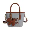 2026 Nuevo Bolso Cubo Tejido de Contraste de Color a la Moda para Mujer, Bolso de Mano de Alta Gama, Bolso de Hombro, Bolso Cruzado, Bolso Tote Tendencia