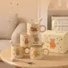 Set de Caja de Regalo Taza Creativa Toalla Taza de Cerámica con Tapa y Cuchara Taza de Apertura con Buena Apariencia