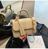 Bolso Cuadrado Pequeño de Mano de Color Contrastante Transfronterizo para Mujer 2025 Nuevo Estilo de Moda Bolso de Un Hombro Personalizado para Viaje Diario
