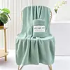 Toalla de Baño Grande con Patrón de Piña al por Mayor Transfronteriza Toalla de Regalo Engrosada de Coral Fleece Toalla de Baño Toalla de Baño para Pareja Secado Rápido y Absorbente