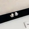 Aretes de perlas exquisitos franceses de alta gama, aretes dulces, pequeños, frescos, con personalidad, combinables, con diamantes brillantes, aretes con poste de plata S925