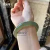Pulsera Ancha de Tira Ancha de Jade Hetian de Alta Imitación Color Verde Agua de Lago Material de Mongolia Exterior Pulsera Delgada de Tira Redonda Color Cian Antiguo Estilo Juvenil