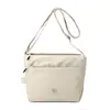 Bolsa Feminina Leve e Simples 2025 Novo Estilo Coreano Bolsa de Ombro Estilo Japonês Casual Multicamadas Crossbody Pequena Quadrada Atacado