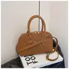 Bolsa de Carcasa de Piel de Vaca Esmerilada Otoño e Invierno 2026 Bolso de Hombro Único Mensajero Retro de Alta Calidad Fábrica de Bolsos de Piel Genuina