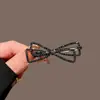 Grampo Lateral de Strass Preto para Franja Presilha de Testa Feminina Acessório de Cabelo Presilha Bico de Pato Grampo de Cabelo para Adulto Presilha de Borda de Laço