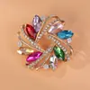 Broche de Strass Elegante de Alta Qualidade Estilo Coreano Exquisito Liga Oca Acessórios de Lapela Versátil Pin de Roupa de Nicho Feminino