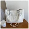 La popular bolsa de mano de terciopelo de este año, gran capacidad, bolsa para mujer, nueva de invierno 2023, famosa en Internet, bolsa de axila, bolso de hombro
