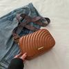 Bolso de mujer sencillo e informal de estilo occidental, nuevo bolso de hombro ancho con cadena, bolso cruzado pequeño cuadrado para ir al trabajo, 2024