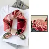 53 Lenços de Seda com Sensação de Luxo Leve e de Alta Qualidade, Lenço de Seda 100% Amora, Lenço Quadrado Elegante, Presente de Dia das Mães