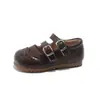 Zapatos de cuero estilo británico para niñas, nuevo modelo otoño 2026, mocasines de corte bajo para bebés y niños pequeños, zapatos sencillos para niños, disponibles para venta al por mayor
