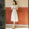 Vestido Branco Estilo Francês para Registro de Casamento, Novo Modelo Verão 2026, Vestido de Fada com Manga Bufante Primeiro Amor, Vestido Evasê de Aniversário para Tamanhos Pequenos