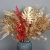 Flores Artificiales Doradas, Arreglo Floral de Cubeta de Bendición de Año Nuevo, Material Floral para Salón de Bodas de Eucalipto y Frutos de Acebo, Adornos Chinos