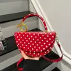 Bolsa Semicírculo de Bolinhas para Mulheres Verão 2026 Estilo Novo Simples Moda Bolsa de Ombro Transversal Bolsa de Trabalho Retro
