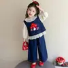 Conjunto de Três Peças Jeans Bordado Estilo Coreano para Meninas Estilo Primavera/Outono 2026 Novo Conjunto da Moda para Menininhas Tendência