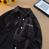 Camisa Retro de Pana para Hombre, Marca de Moda, Estilo de Alta Gama Bordado de Primavera, Camisa Fresca y Elegante, Chaqueta Japonesa Estilo Hong Kong