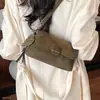 Bolso cruzado de moda para ir al trabajo de un solo hombro exquisito mujer coreana bolso de mano de gamuza tacto aterciopelado Otoño Invierno axila Día 2026 Bolso Nuevo