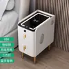 Mesita de Noche de Madera Maciza Amazon, Gabinete de Noche de Lujo Ligero, Gabinete de Almacenamiento Ultra Angosto, Gabinete de Almacenamiento con Altavoz Bluetooth, Multifuncional