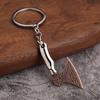 Llavero de simulación de arma de Halloween de gran venta japonesa y coreana hoz cuchillo de cocina hacha juguete de terror y suspenso colgante personalizado