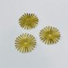 Colgante pequeño de girasol con forma de copo de nieve de cobre, para ropa, de latón, de cobre, con forma de embrión, pendientes, collar, accesorios de hardware al por mayor
