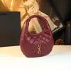 Bolso de Mano de Media Luna 2026 Nuevo Modelo Estilo Chanel Moda Diseño de Nicho Bolso de Hombro Debajo del Brazo Piel Genuina Lujo Ligero Acolchado Bolso para Mujer