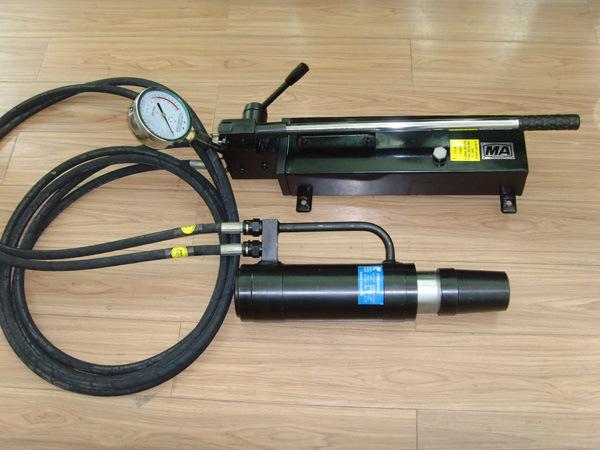 MS15-250-63锚索张拉机具2.JPG