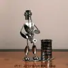 Adornos de Arte en Hierro Portabolígrafos Musicales de Escritorio Pequeños Adornos de Ironman Adornos de Artesanía Metálica Adornos Vintage para Dormitorio Sala de Estar