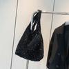 Bolsa de Ombro Grande Capacidade para o Dia a Dia Feminina Nova Popular Bolsa de Axila com Lantejoulas Brilhantes Tote Bag Versátil de Alto Valor