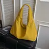 Bolsa de Ombro Dobrável Estilo Coreano Preguiçosa Mochila de Cor Sólida Simples Artística para Trabalhadores de Escritório Compras Deslocamento Bolsa de Mão Versátil