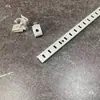 Tiras Perforadas Horizontales para Columna Accesorios de Soporte para Estante de Vidrio de Gabinete de Vino para Supermercado Gabinete de Farmacia Pilar A Aleación de Aluminio Estante de Gabinete de Zapatos Armario